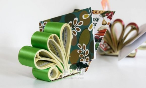 Tutorial on how to make a DIY note holder by transforming an old phone book into a note holder and a flower bush note holder