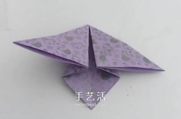 How to fold a simple airplane hand puppet: How to fold a hand-made origami hand puppet for young children