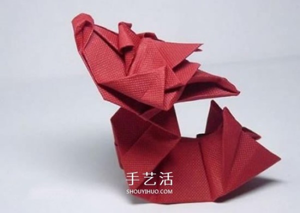 The origami method of the zodiac dragon illustrates the folding steps of the Q version of the Chinese dragon