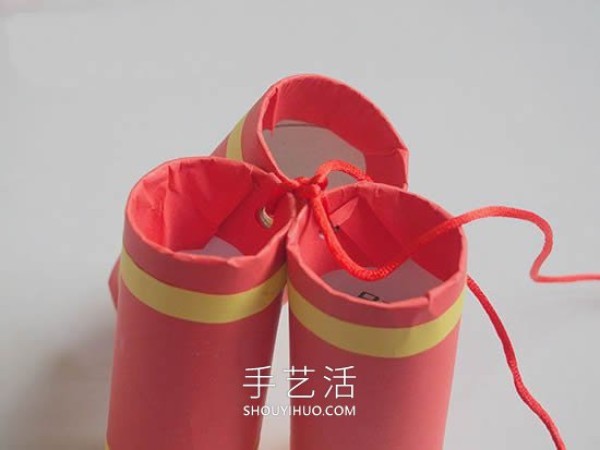 Tutorial on how to make simple hand-made firecracker decorations during the Spring Festival