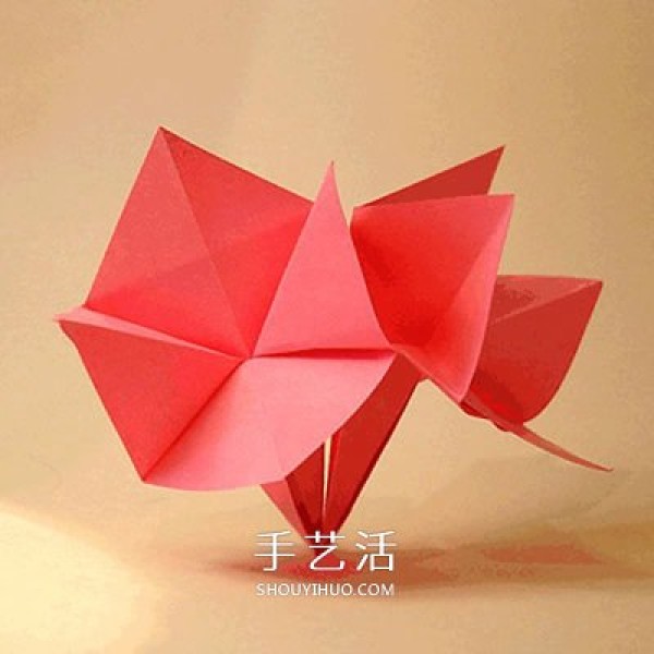 A simple folding method of lilies, a tutorial on origami lilies for young children