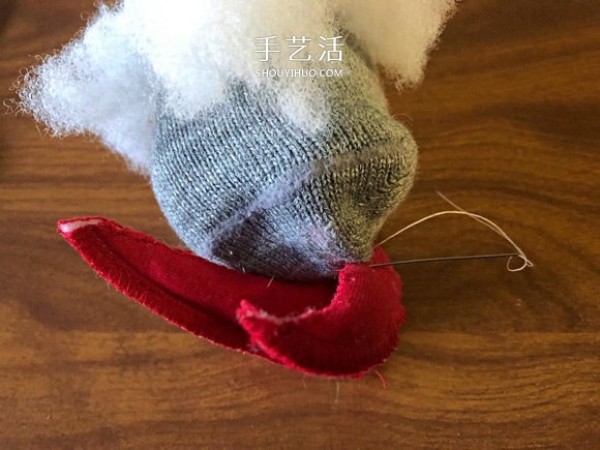 Illustrated Tutorial on Handmade Christmas Gnome in Socks