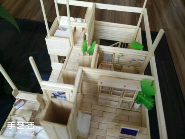 Disposable chopsticks are used to hand-make a life-like villa model, the steps are complete! 