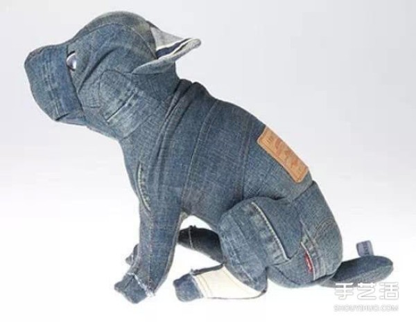 Waste-used jeans are transformed into small-scale old jeans DIY production ideas