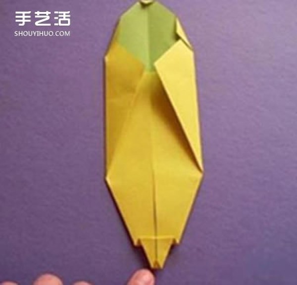 Simple banana folding method illustrated kindergarten banana origami tutorial