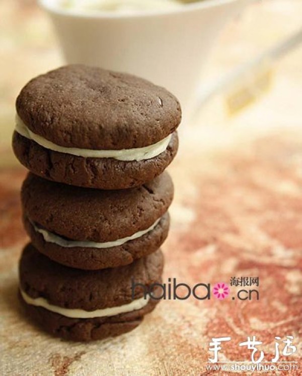 Easy DIY delicious chocolate sandwich cookies