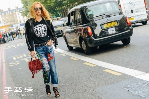 You must learn how to wear jeans if you learn from fashion street photography