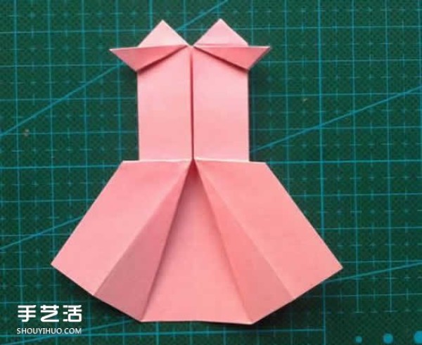 Childrens Origami Skirt Illustrated Tutorial How to Fold a Simple Little Skirt