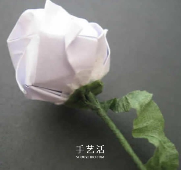 Illustrations of folding handmade roses and super-detailed origami rose step-by-step pictures