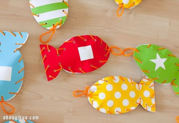 Parent-child handicraft games: hand-made childrens fishing toys from cardboard