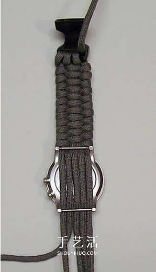 The weaving method of paracord watch strap and the illustration of weaving the watch strap with paracord