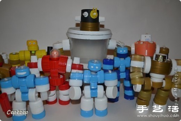 Plastic bottle caps are turned into treasures to make handmade RoboCop toys