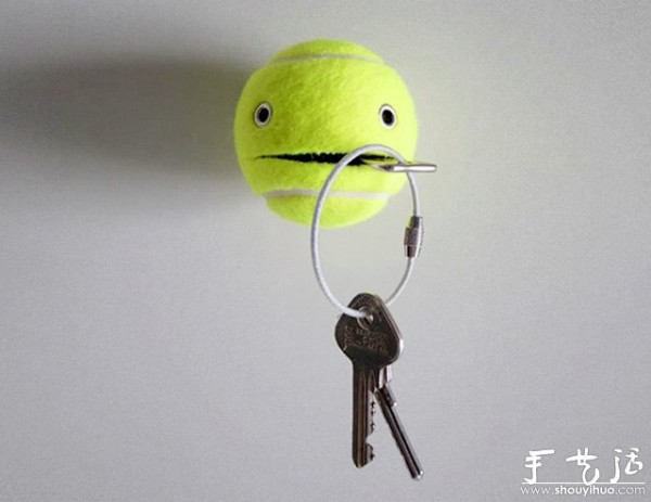 Various DIY methods of tennis in life