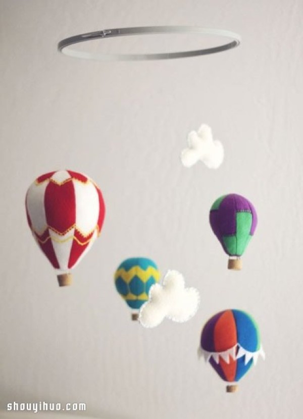 Super cute non-woven wind chime trinkets, babies will definitely love it