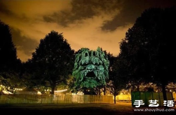 A bit scary 3D projection of trees