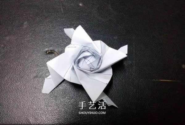 Ninis roses folding method and the steps to make a beautiful paper rose origami