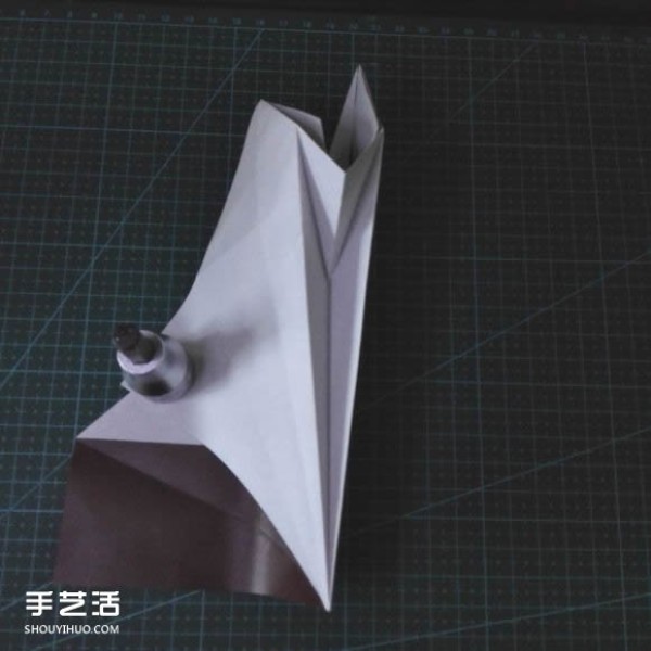 Handmade origami fish fish illustrates how to fold a complex tropical horsefish