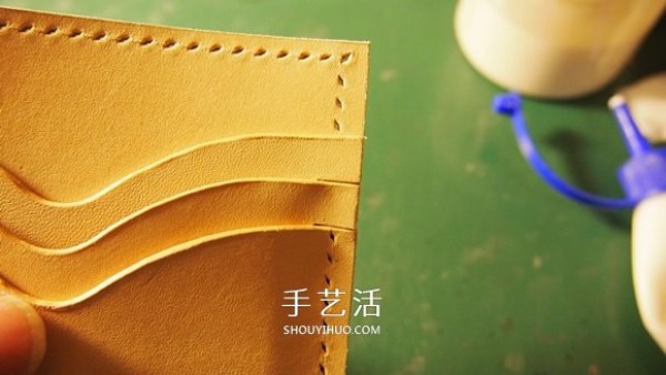 The most detailed leather art tutorial teaches you how to make a cowhide wallet step by step