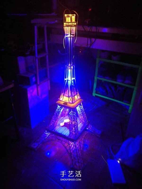 Detailed illustrated tutorial on hand-made Eiffel Tower model with bamboo sticks