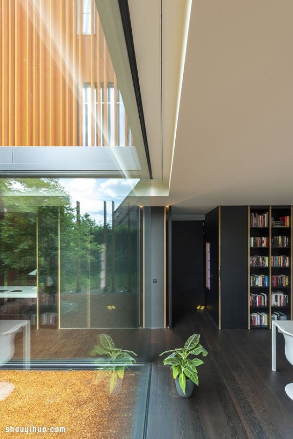 Belgian villa residential design made of weather-resistant steel sheets