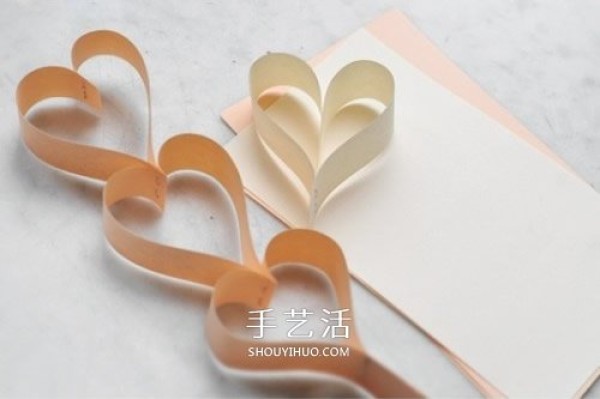 How to make handmade heart-shaped garlands with cardboard and illustrations of making love decorations