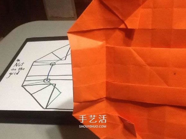 Origami illustration of three-dimensional jack-o