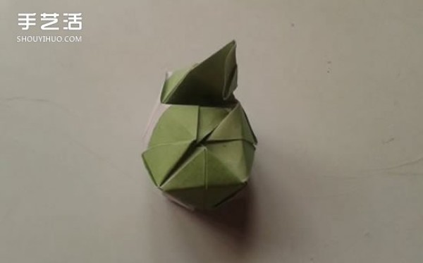 Kawasaki Rose Folding Illustration and Detailed Kawasaki Rose Origami Step-by-Step Tutorial