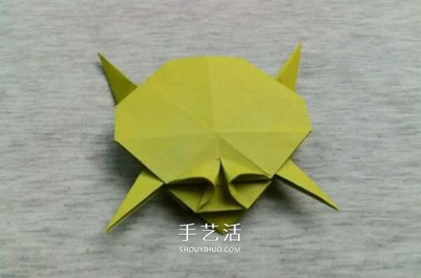 Three-dimensional frog origami step-by-step diagram, complicated methods and pictures of folding a frog