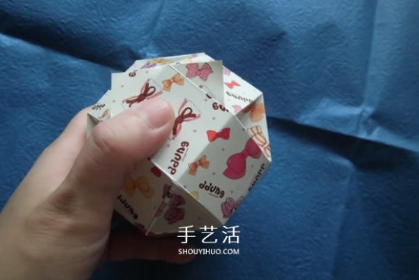 How to fold the exquisite eight-sided hydrangea gift box origami hydrangea gift box