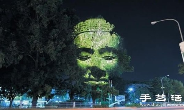 A bit scary 3D projection of trees