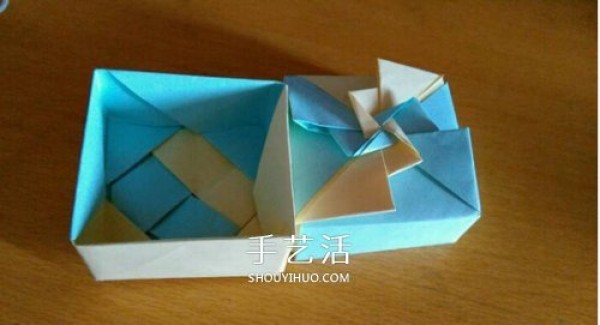 How to fold a windmill box, illustrated tutorial on how to fold a square windmill gift box