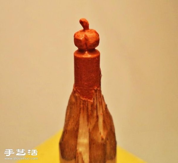 Shocking pencil lead carving. Do you want to try DIY too? 