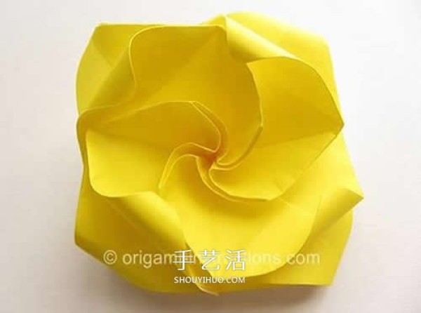 New method of folding a rotating rose, step-by-step diagram of origami rotating rose