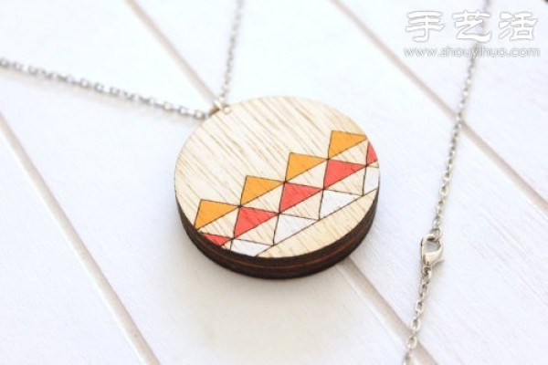 Fresh and cute jewelry made from pure wood handmade