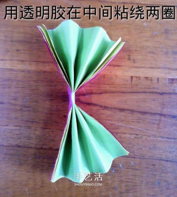 The folding method of rose flowers is simple and easy to learn to make handmade rose flowers for Valentines Day