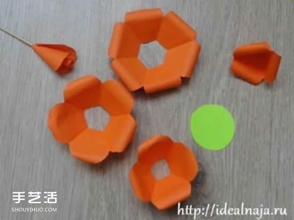 A simple folding method of a paper rose with illustrations of the steps of origami rose leaves