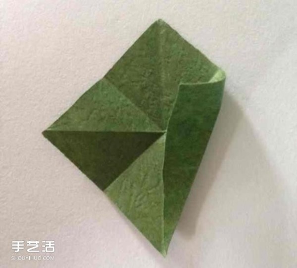 Super detailed illustration of how to fold Kawasaki rose, including flowers and receptacles