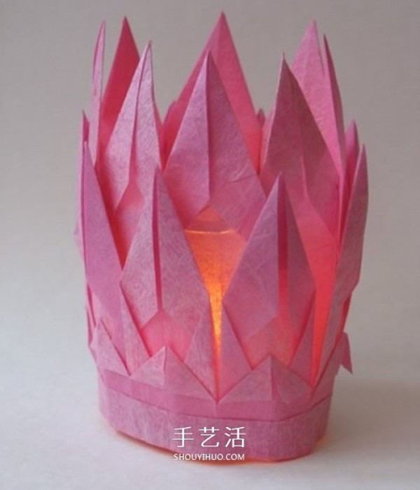 Tutorial on folding lanterns for children during the Chinese New Year by simply making cotton paper lanterns