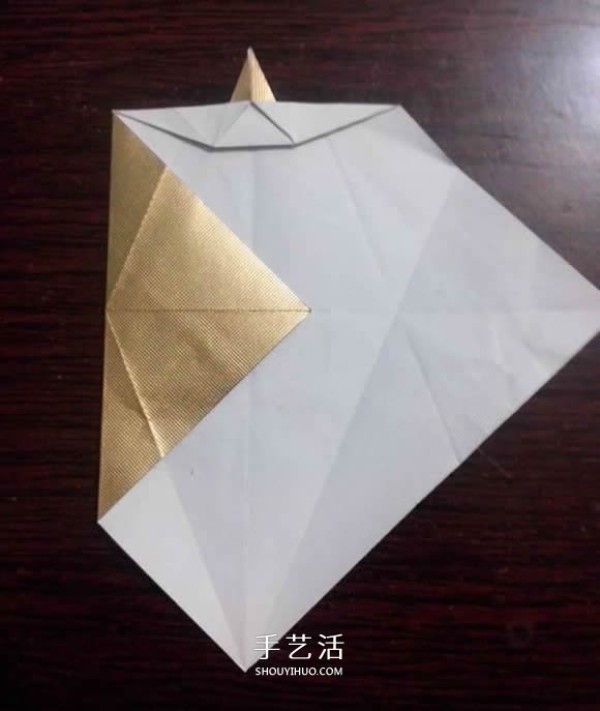 Using cigarette box paper waste and making origami three-dimensional owl illustration step-by-step