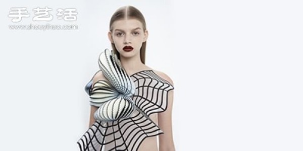 Clothes intertwined with 3D lines give you a new visual experience