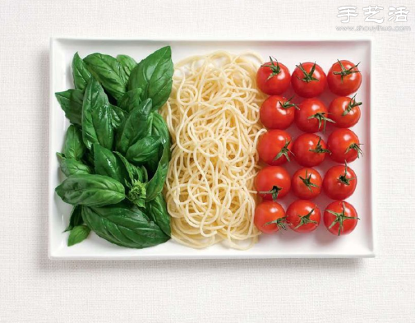 DIY flags from all over the world with creative food arrangements