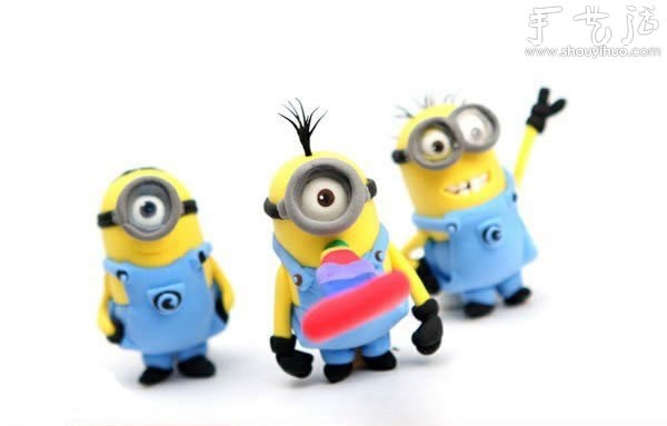 Tutorial on making minion from soft clay DIY