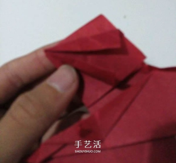 The process of folding the auspicious beast Kirin, the illustrated process of folding the Origami Tetsushi Kamiyas Kirin