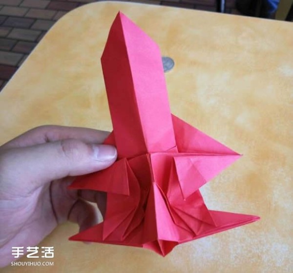 Super complex dog origami method illustrated with plastic surgery steps