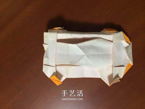 How to fold a complex three-dimensional sports car with detailed steps of origami sports car