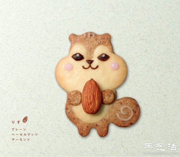 Cute cartoon animal cookies from Japans Hen-teco dessert shop