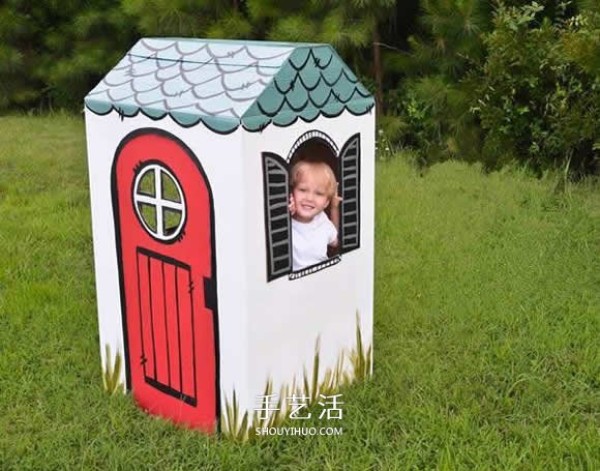 Illustration of how to make a small house from waste paper boxes of a childs mobile house