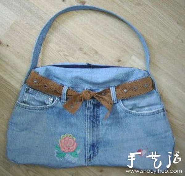 DIY denim handbag made from old jeans