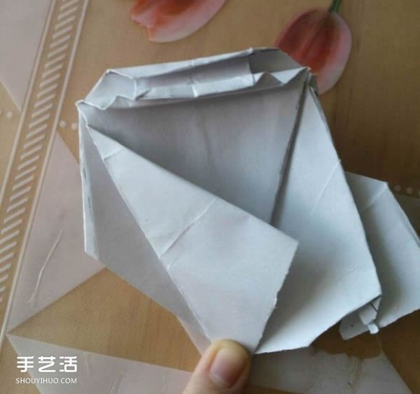 Origami diagram of a grand piano and how to fold a three-dimensional grand piano step by step