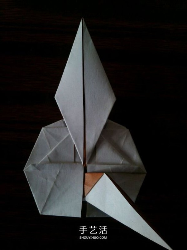 The origami method of complex small animal origami 3D squirrel with CP diagram